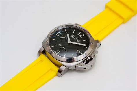 panerai strap mxe08l1k review|panerai with rubber strap.